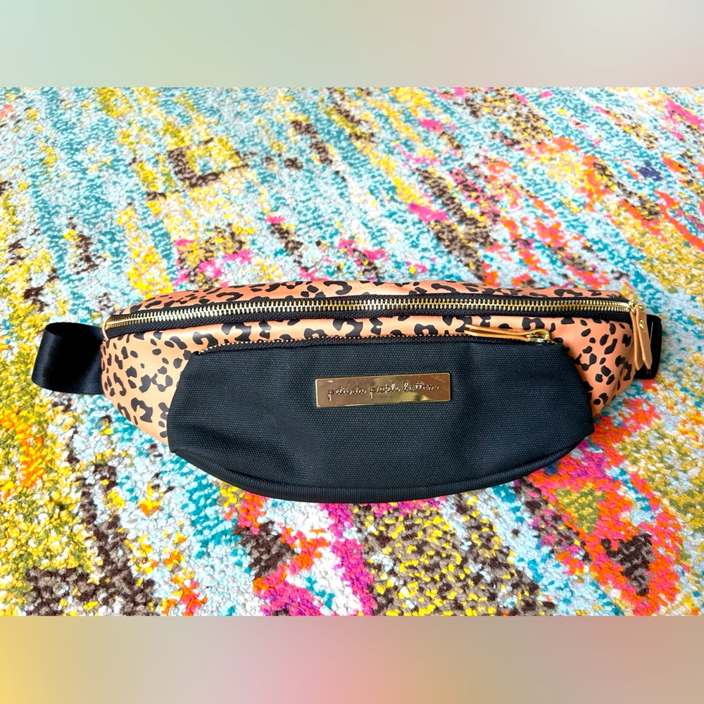 Petunia Pickle Bottom Fanny Pack Lepoard